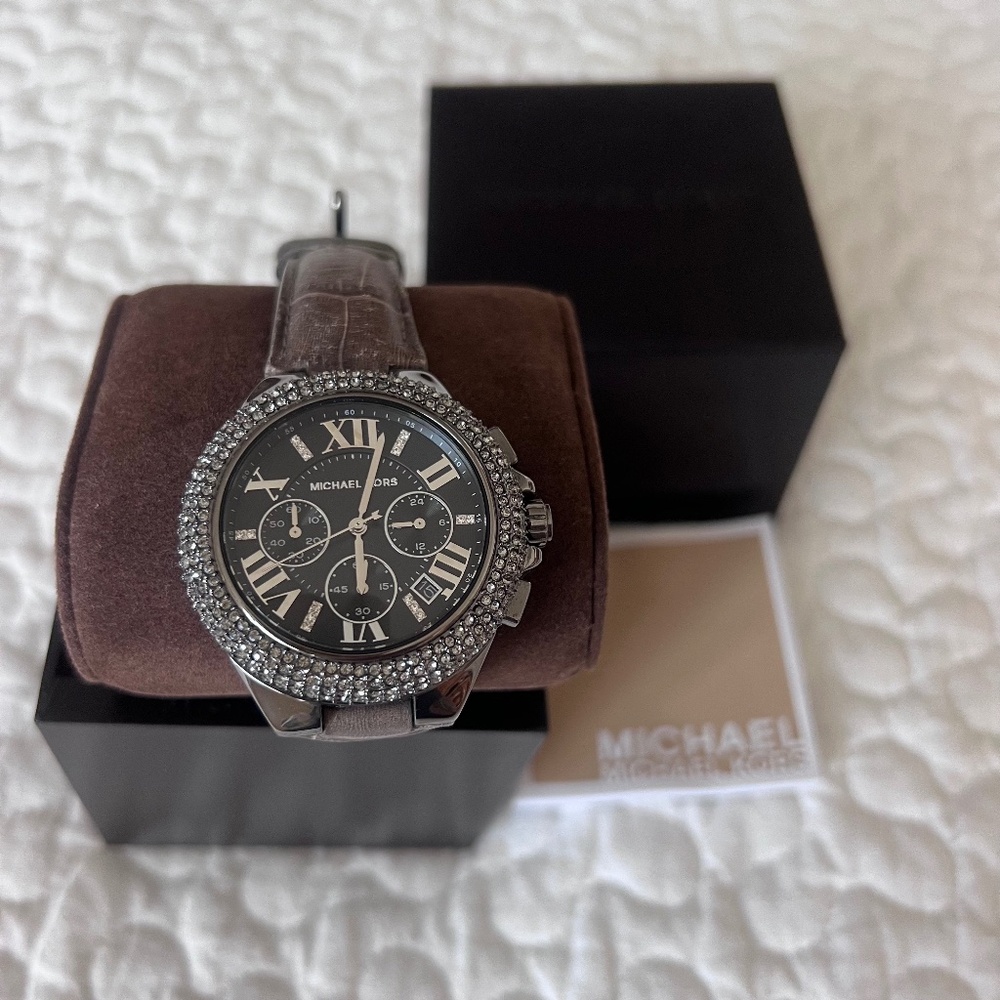 NWT Michael Kors Black and Silver Watch